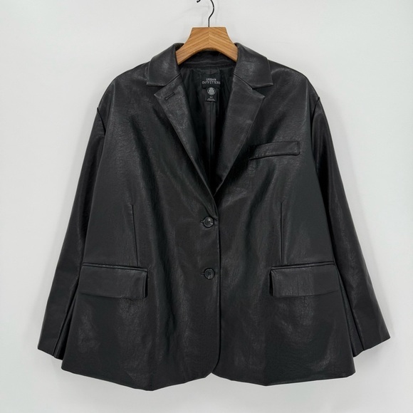 Urban Outfitters Jules Fuax Leather Oversized Blazer Jacket in Black Size S - Picture 10 of 11